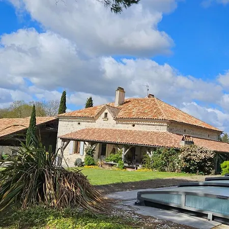 Feriehus La Maison Loustaneo